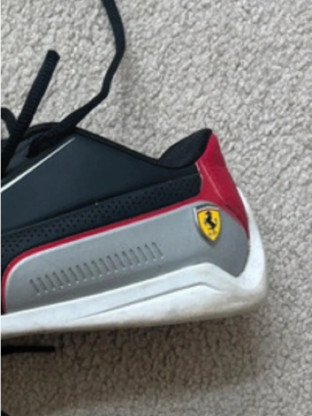 Puma Scuderia Ferrari sneakers